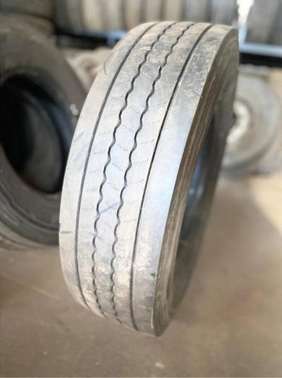 Шина вантажна б/в 295/80 R22.5 Continental HS3