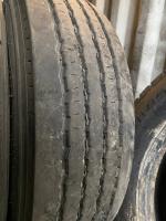 Шина вантажна б/в 295/80 R22.5 Pirelli (12617) - протектор 13-15 мм